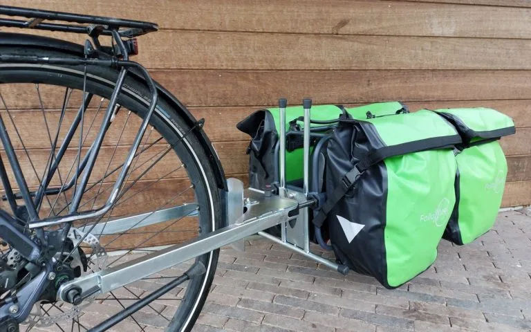 fietsaanhanger-stabiliteit-laag-zwaartepunt-768x480.jpg.webp